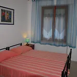 Lejlighed Mare - Terrazza, Giardino Attrezzato E Area Parcheggio