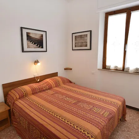 Mare - Terrazza, Giardino Attrezzato E Area Parcheggio *