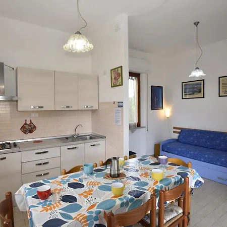 Mare - Terrazza, Giardino Attrezzato E Area Parcheggio アパート *
