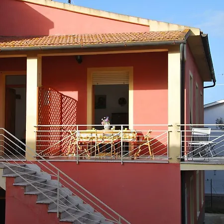 Apartamento Mare - Terrazza, Giardino Attrezzato E Area Parcheggio