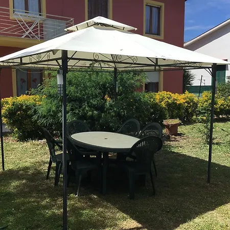 Mare - Terrazza, Giardino Attrezzato E Area Parcheggio