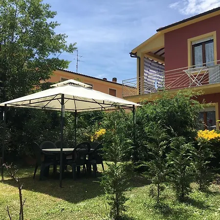 Mare - Terrazza, Giardino Attrezzato E Area Parcheggio *