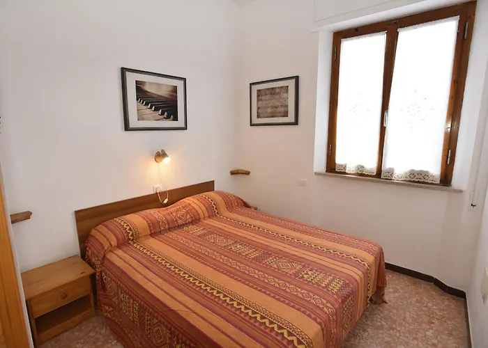 Mare - Terrazza, Giardino Attrezzato E Area Parcheggio *