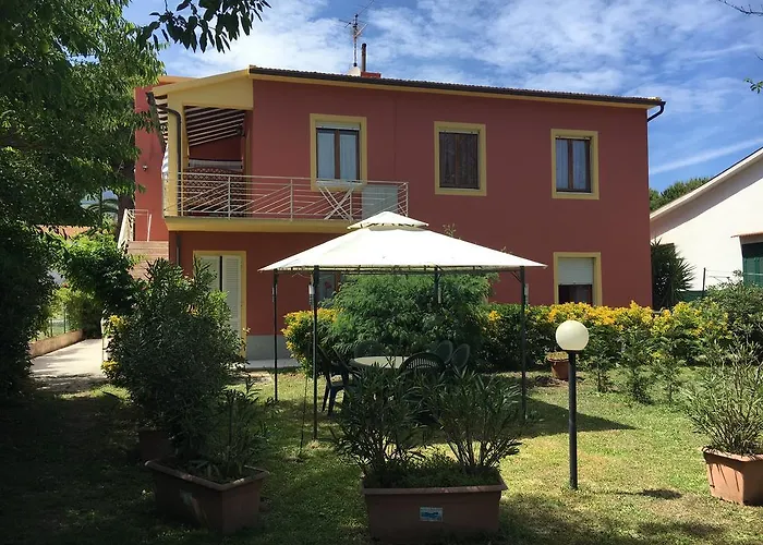 Mare - Terrazza, Giardino Attrezzato E Area Parcheggio 坎普码港