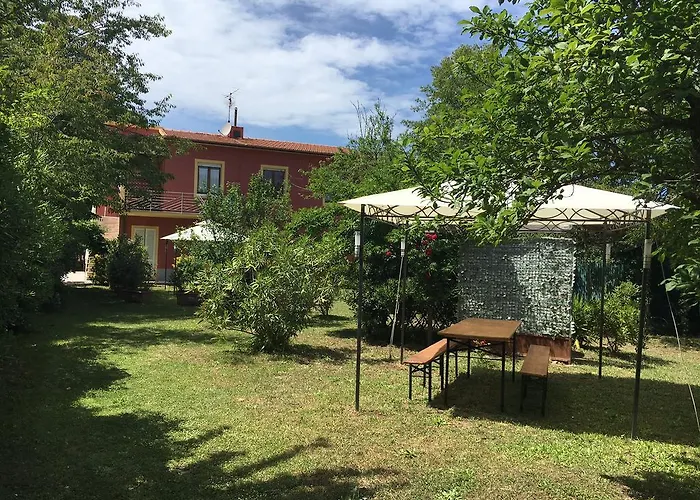 Mare - Terrazza, Giardino Attrezzato E Area Parcheggio *